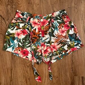 BeBop Floral Linen Shorts